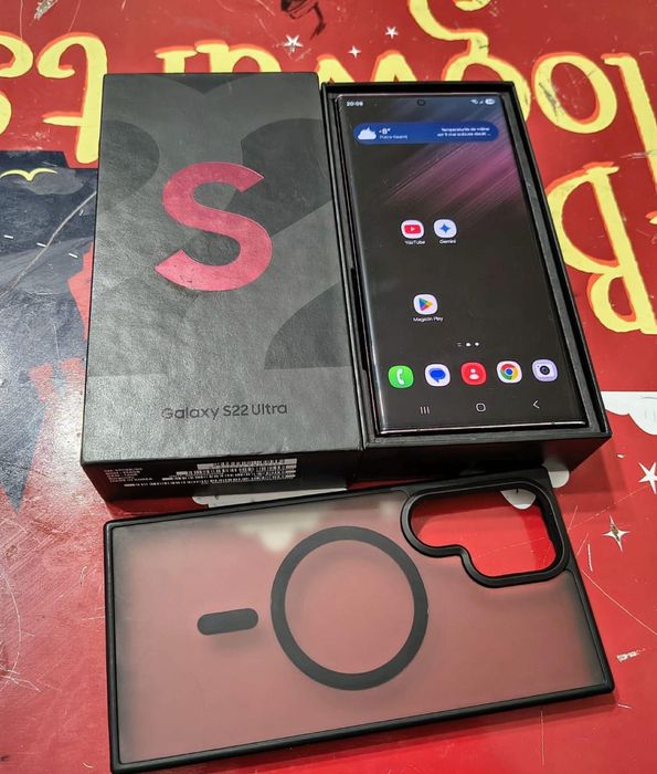 Vand/schimb samsung S22 ultra ,256gb