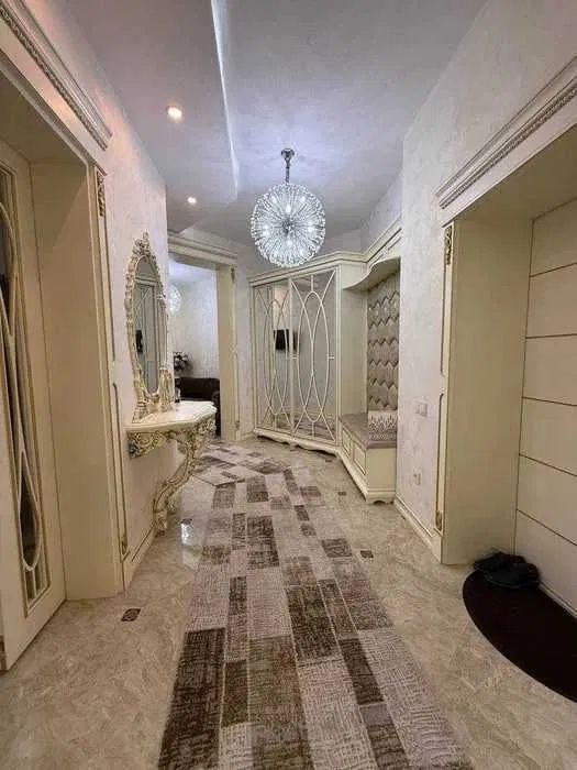 Сдаётся квартира ЖК Голден Хаус Себзар 3-ком