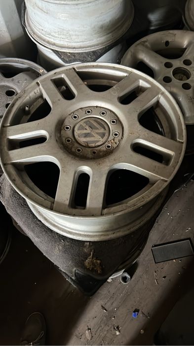 Продам диски на Фольксваген Пассат Гольф 4