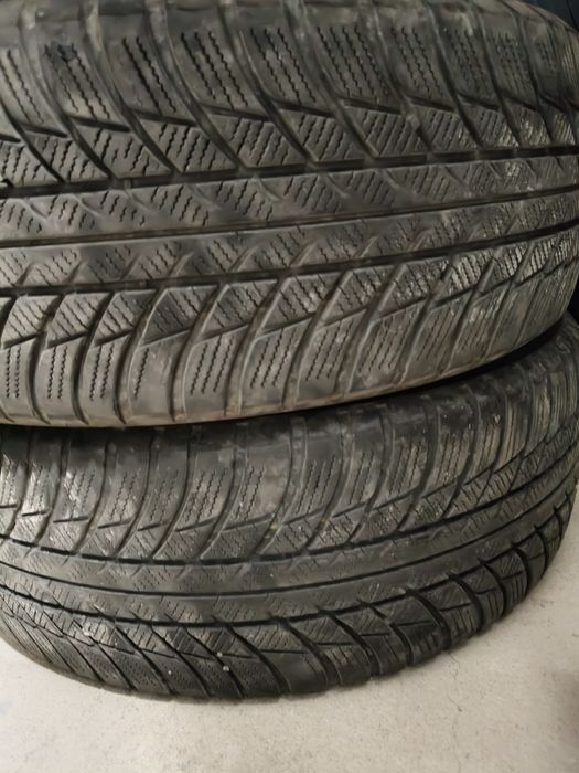 4 buc Cauciucuri 205/55/R17 de iarnă