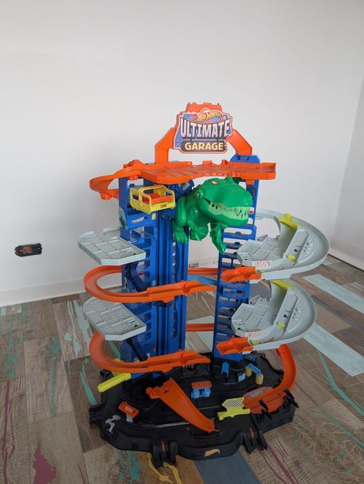 Hot Wheels Ultimate Garage T-rex ca nou