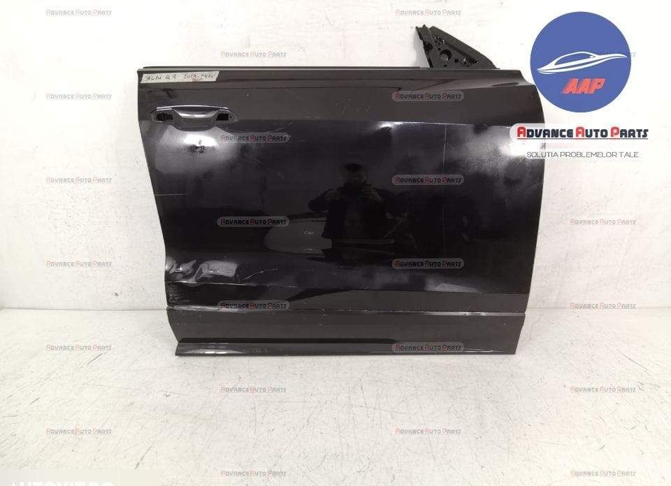 Ауди Q8 / Audi Q8 Оригинална дясна предна врата в добро състояние