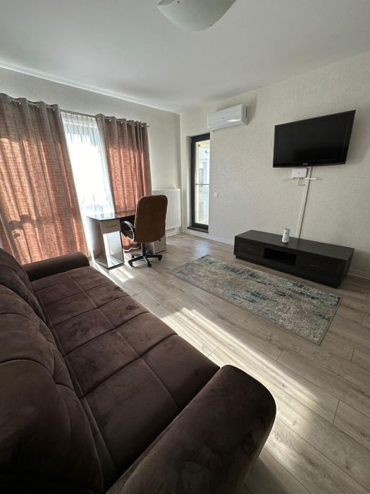 Închiriez garsonieră plaza residence faza 4 bloc 2 scara 2