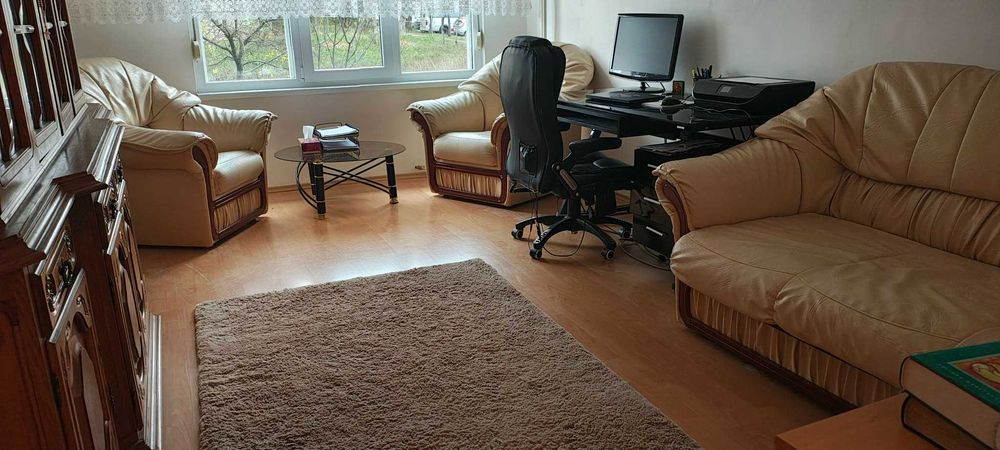 De vanzare apartament cu2 camere ideal pentru privatizare pret 112.000