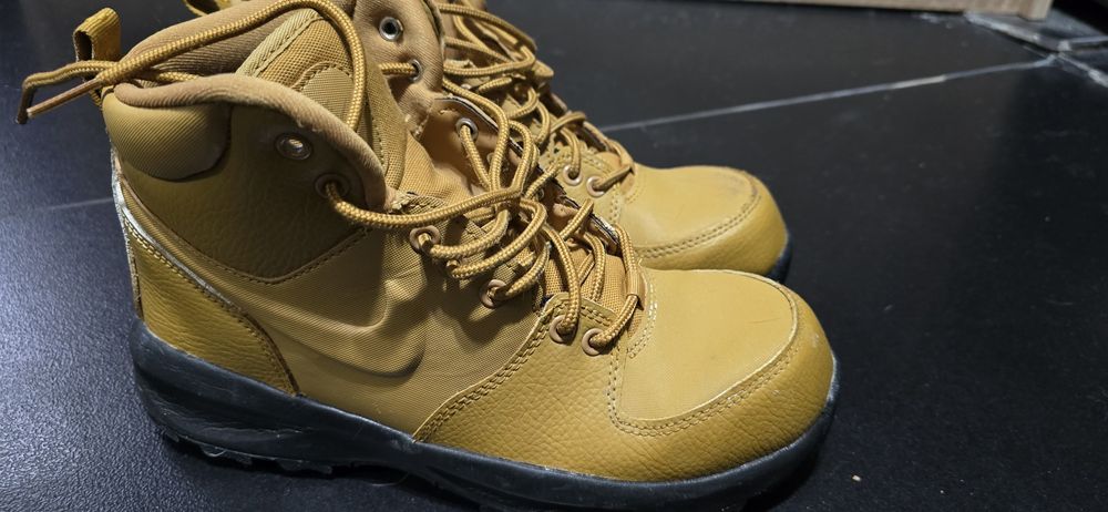 Ghete de iarnă nike