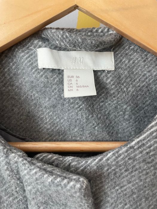 Дамско палто H&M сиво 36