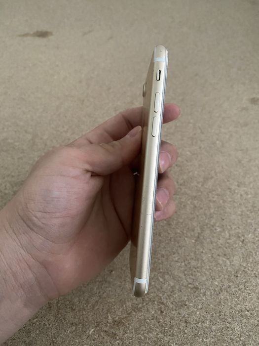 Iphone 7 128 гб емкость 100%