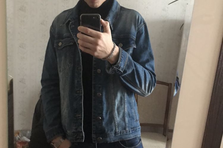 Продам мужскую джинсовку