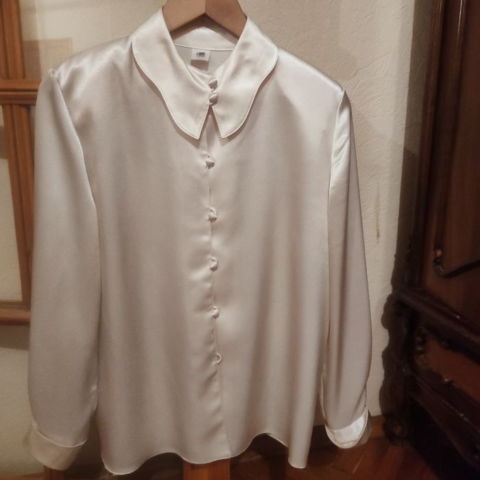 Две блузки офисные