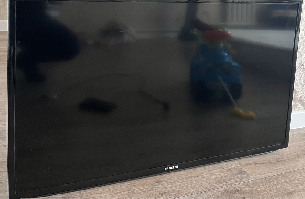 Продам телевизор Samsung