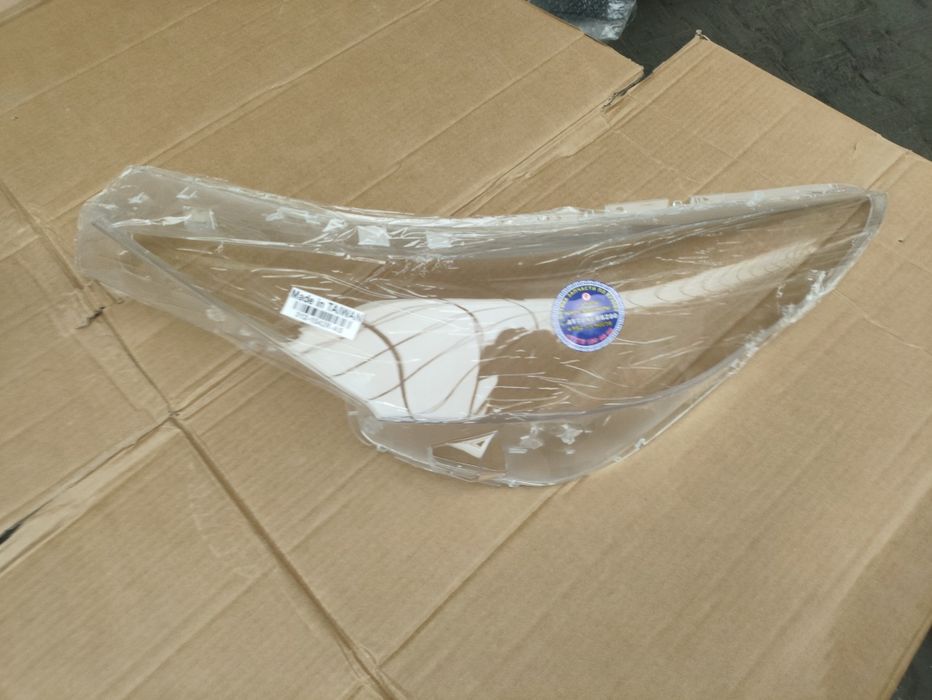 Стекло фара элантра 21+