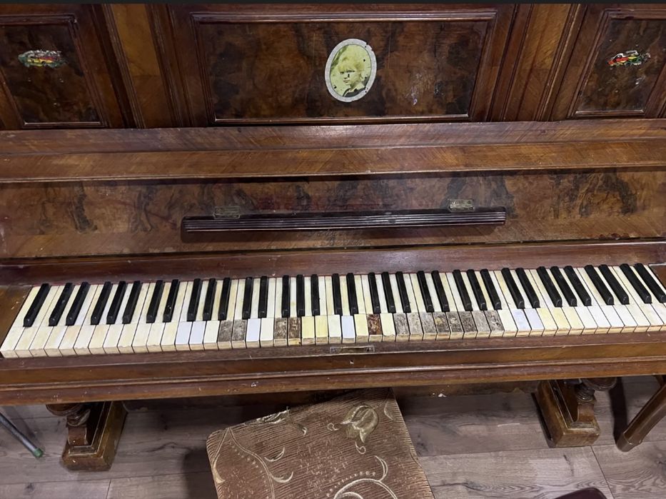 Пианино IX вв. Антиквар Franz Grohmann