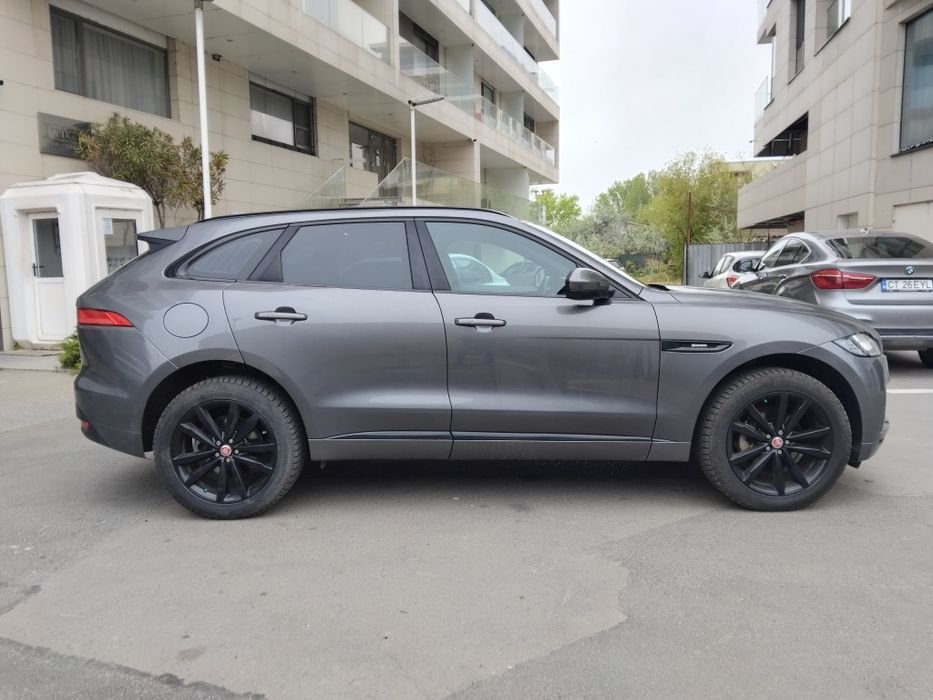 Vând Jaguar F Pace an 2018