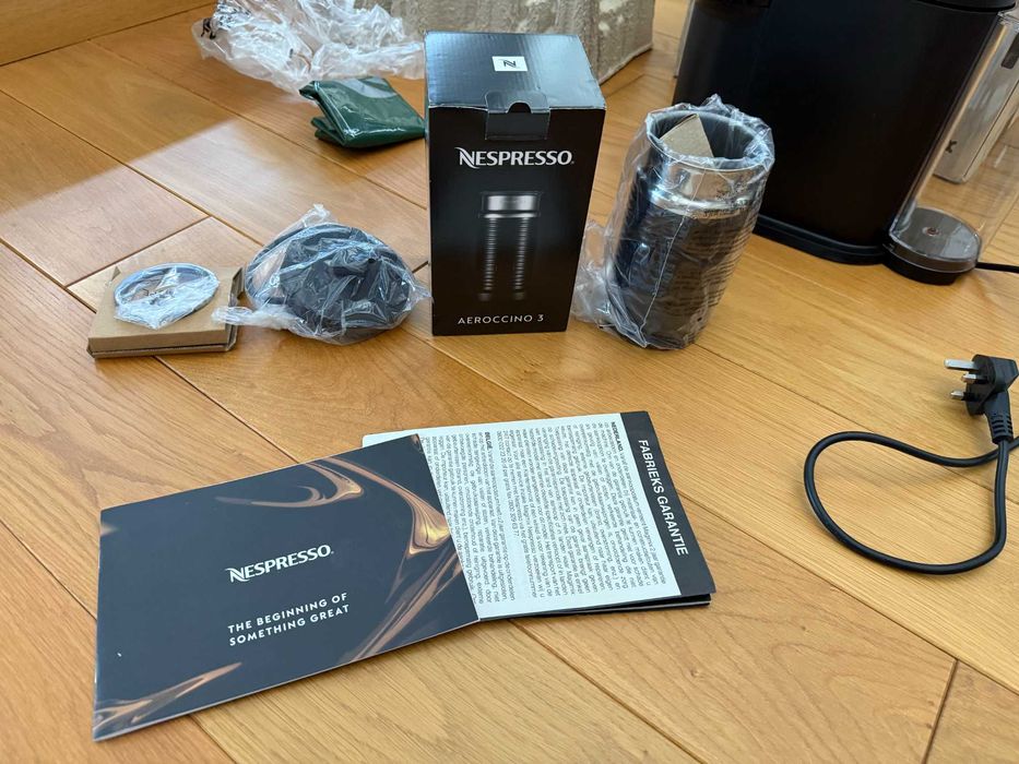 Кафемашина Nespresso Vertuo Next + Aeroccino 3