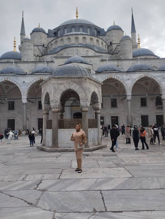 Гид по Узбекистану с чувством юмора для вип персон c турецком русском