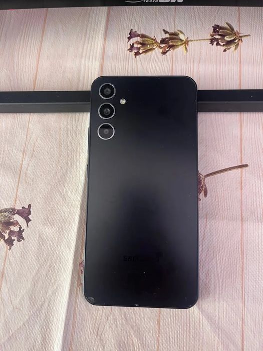 Samsung a34 5G.128.6Ram