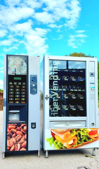 Вендинг машина за кафе/ храни и напитки / Zanussi / Зануси