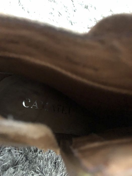 Botine dama scurte maro cu toc din piele intoarsa Camaieu marimea 39