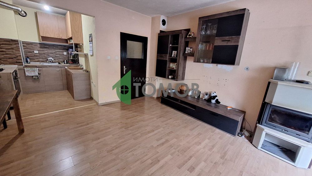 Тристаен апартамент в кв. Опълченски