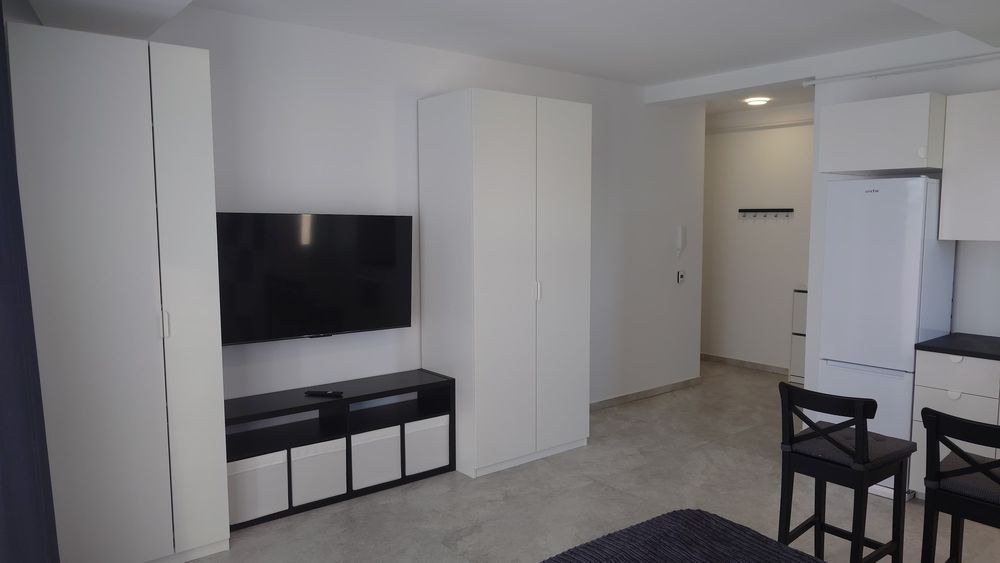 Inchiriez apartament cu o camera