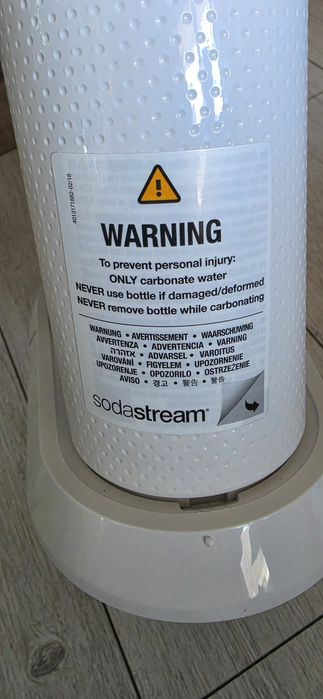 Машива за газирана вода SodaStream duo бяла