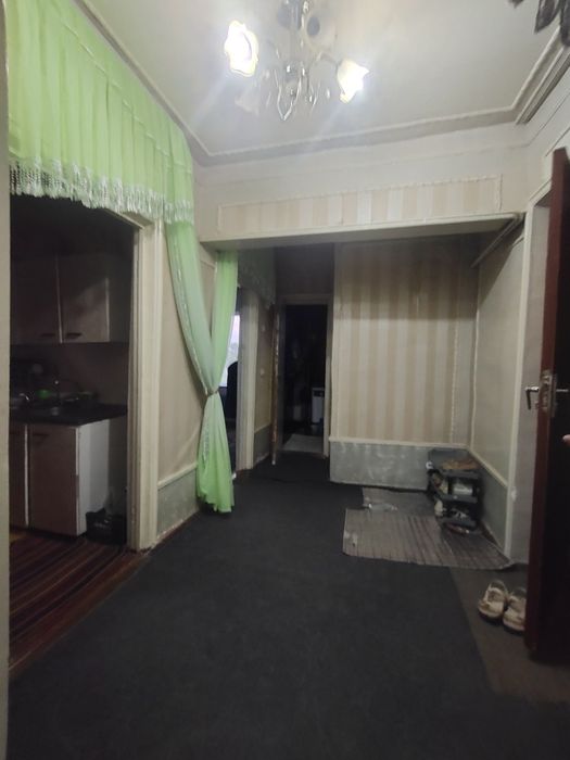 Продаётся 2ком квартира 77 серия.Посёлок Улугбек. Кибрай.М Улугбек р-н