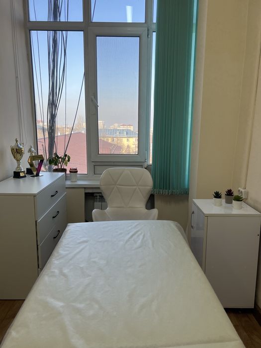 Сдается в аренду кабинет по часам