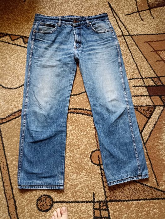 Продам мужские джинсы