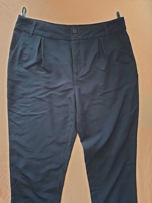 Pantaloni Vila,marimea M,stare f buna
