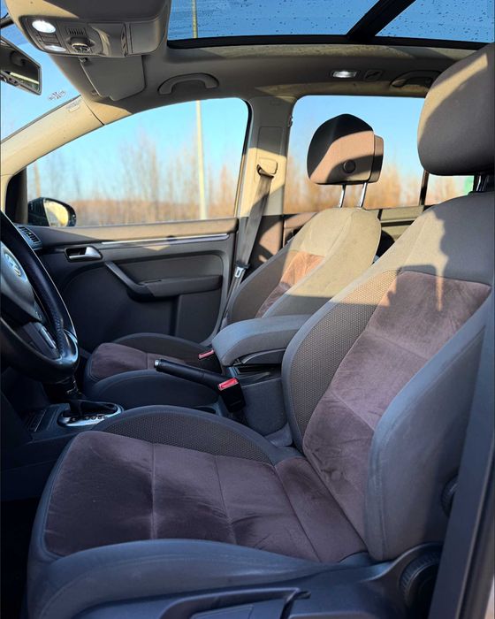 VW Touran 2.0 diesel Euro 5 140 cp DSG