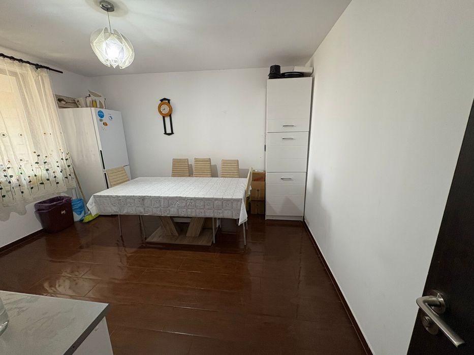 Casa de vanzare in simeira!