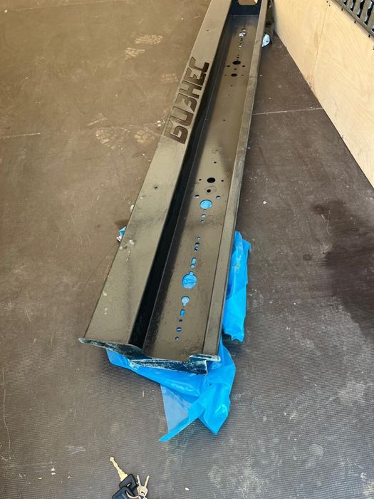 Продам задний брус от газели срочно ! !!!