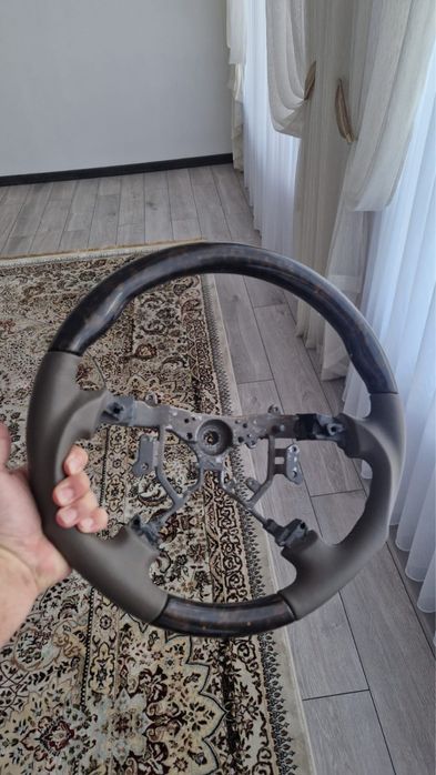 Руль Toyota Sienna.