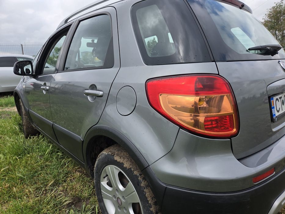 Fiat Sedici 4x4 benzină