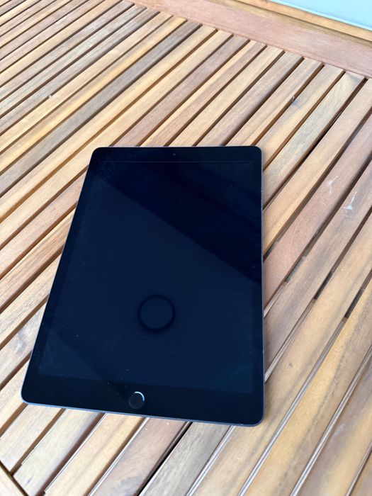 iPad 8 Generation 32Gb (Wi-Fi)