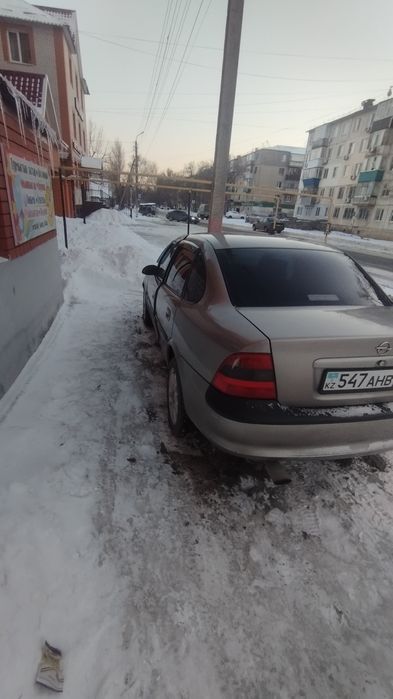 Продам Опель Вектра б