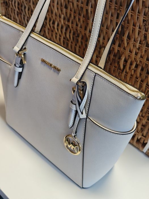 Michael Kors чанта