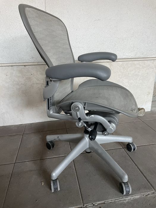 Herman Miller Aeron  Classic size B