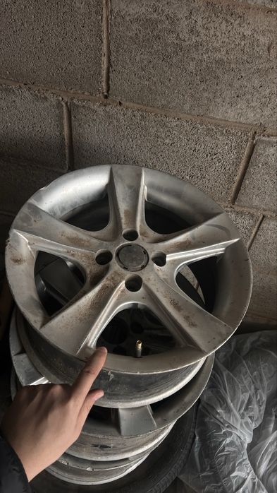 Продам диски 3 шт R-15