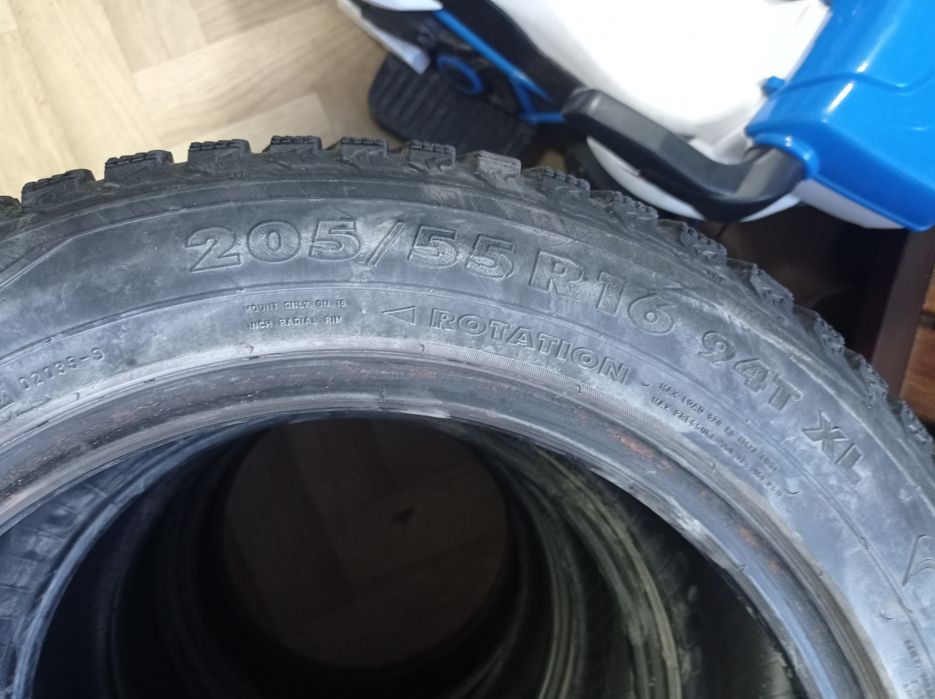 Зимние шины 205/55/16