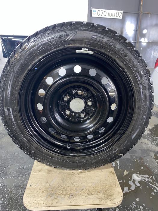 Продаю диск и шина