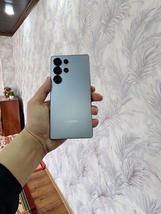 Srochno Samsung S25 Ultra 2sim 12/512g sotiladi