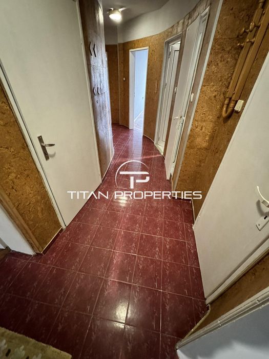 Дава се под наем Тристаен апартамент в Бургас, Център - 98 кв.м за 498.27 € - Снимка #9