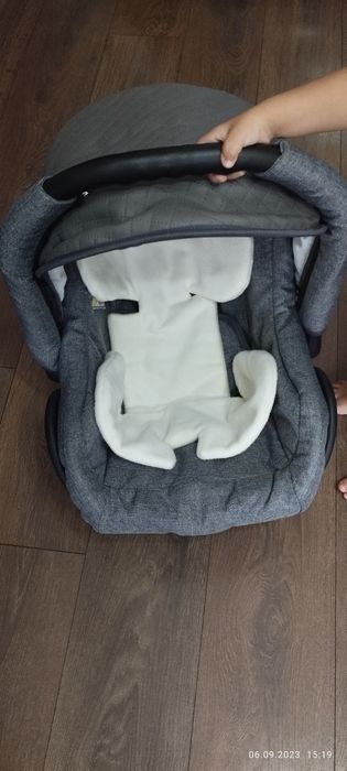 Бебешка количка MIA 3в1