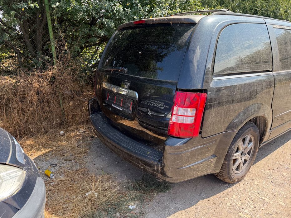 на части Chrysler Gr Voyager 2.8 crdi автоматик 2008 година
