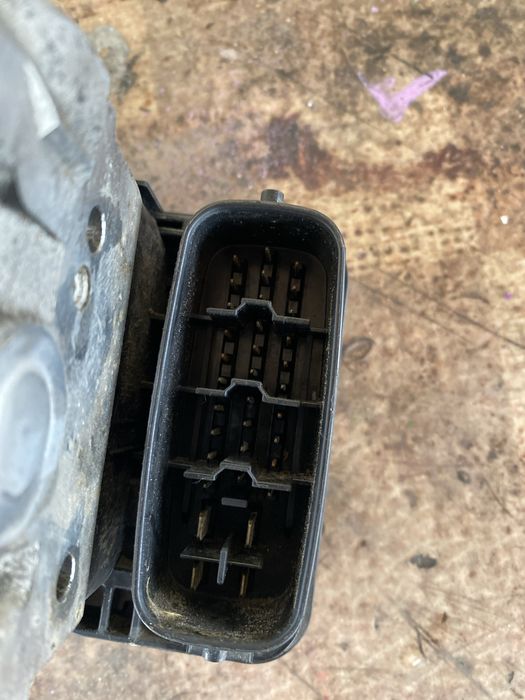 АБС помпа за тойота рав 4  ABS