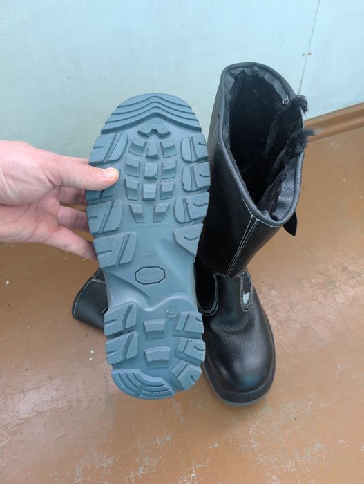 Зимние сапоги раб.44(Защитные)