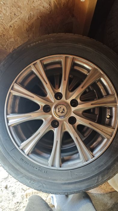 Продаю Диски с резиной