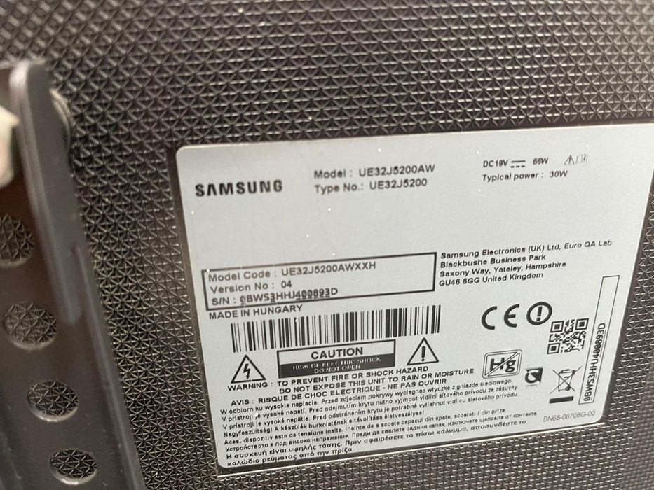 Televizor Samsung UE32J5200AW -A-