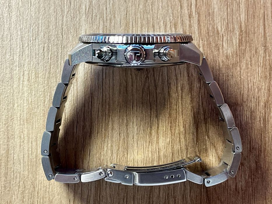Tissot Seastar 1000 Chronograph Перфектен